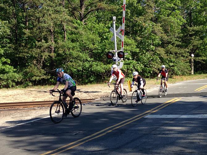 Crossing Tracks on Connecticut