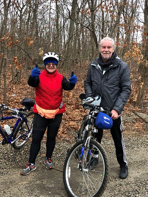 Sharon & Al Beat the Rain